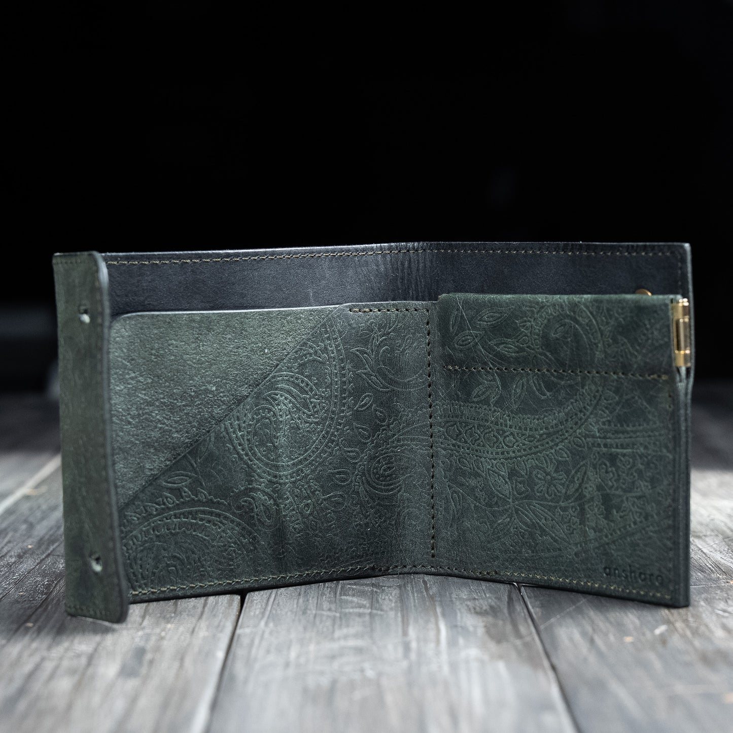 Lana: 【Paisley】