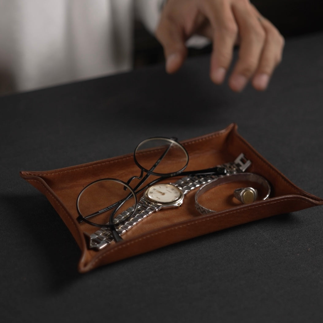 Leather tray