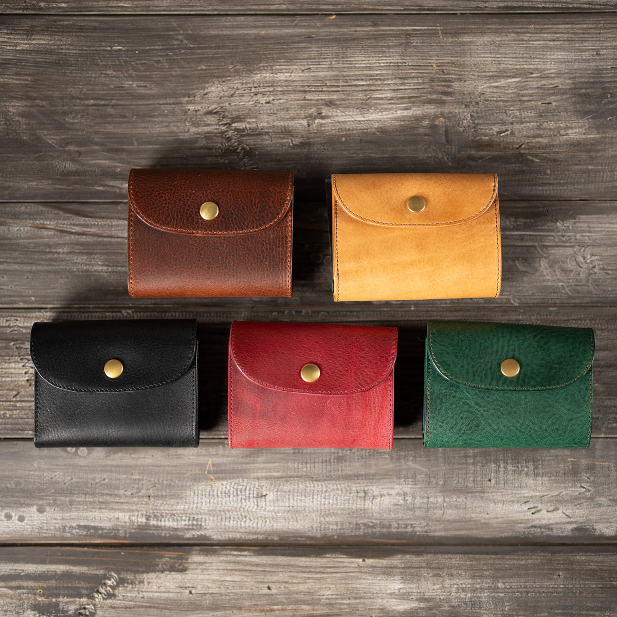 Dreifach gefaltete Brieftasche
