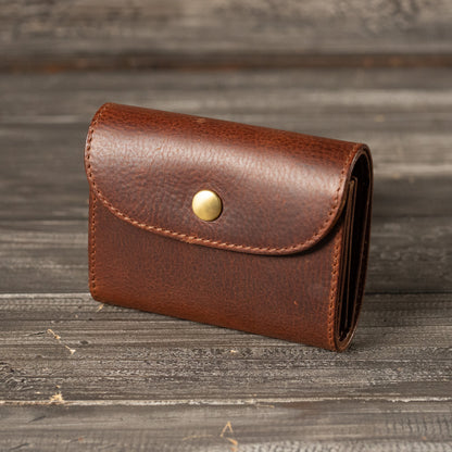 Dreifach gefaltete Brieftasche