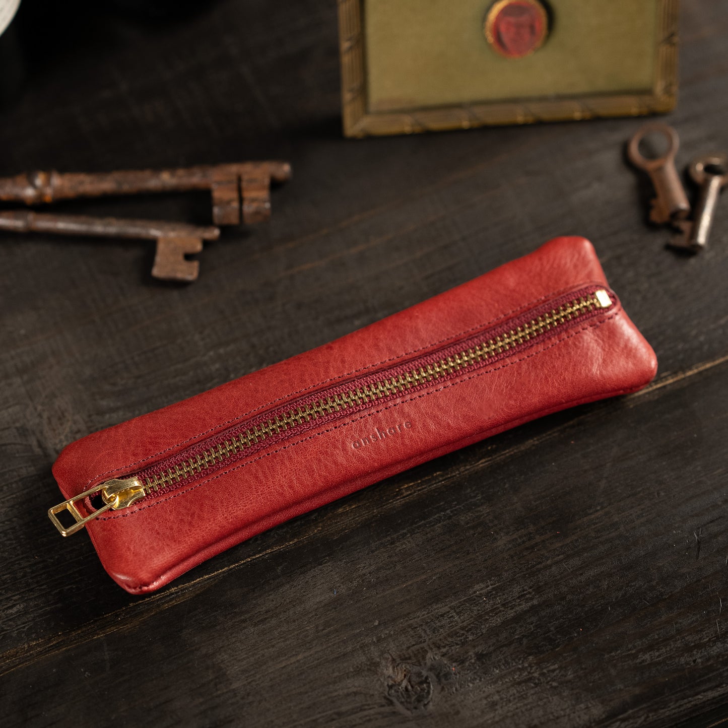 Slim pen case