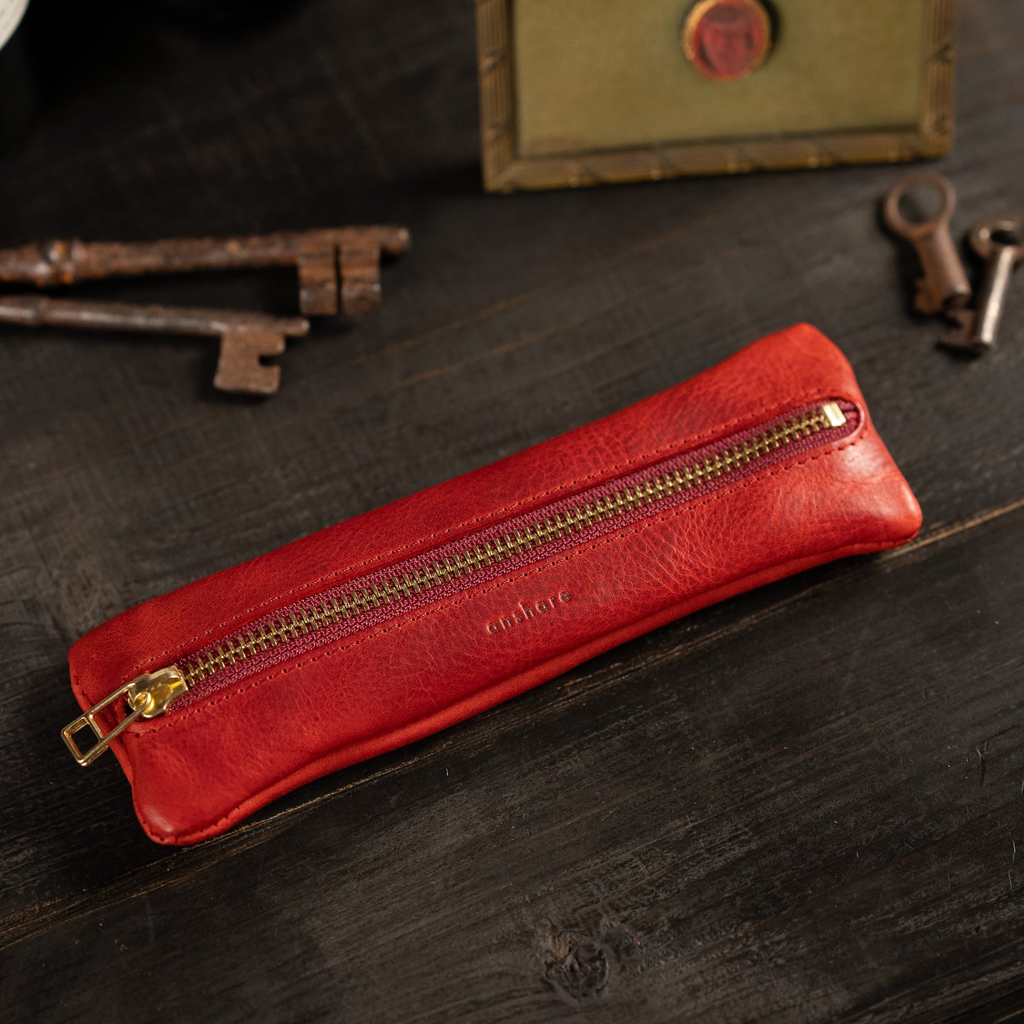 Slim pen case